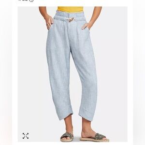 Free People Paradise Toggle-Waist Capri Jeans | Size S